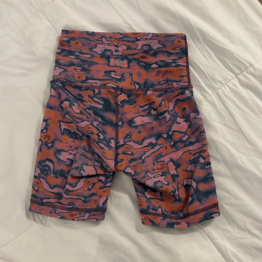 Lululemon Wunder Train High-Rise Short chroma clash Multi Size 2. XS